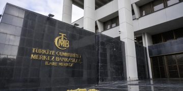 TCMB faiz kararı ne zaman açıklanacak takvimini inceleyen ekonomistler